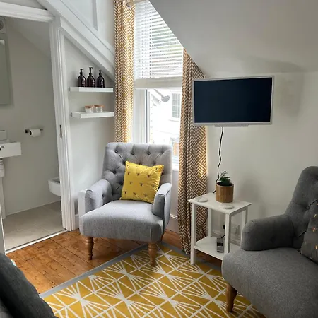 The Captain's House Bed & Breakfast Looe