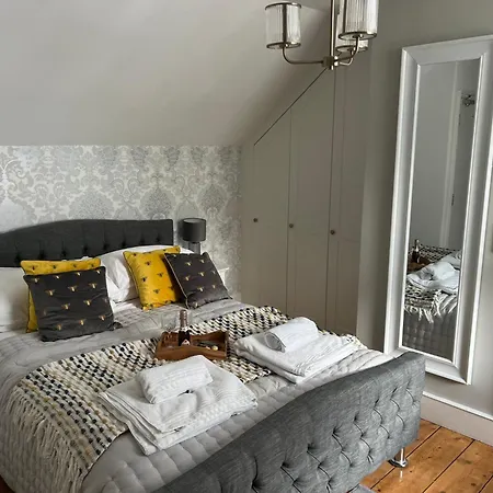 The Captain's House Looe